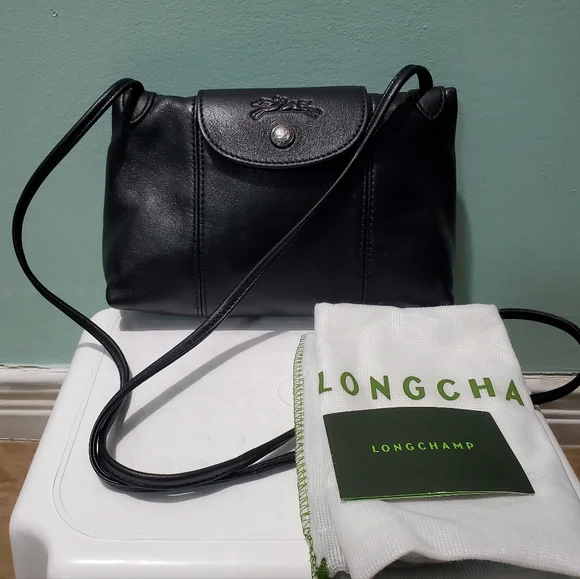 NEW LONGCHAMP Le Pliage Cuir Black Adjustable Strap Gunmetal Crossbody Bag - Picture 3 of 10